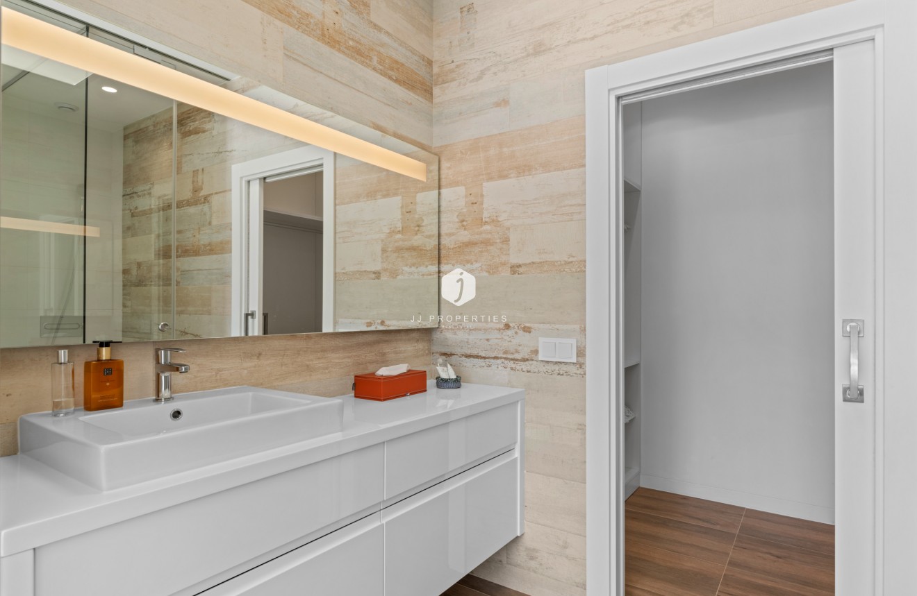 Tweedehands - Villa -
Dehesa de Campoamor - Costa Blanca