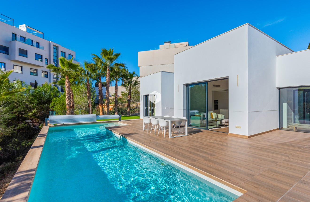 Tweedehands - Villa -
Dehesa de Campoamor - Costa Blanca