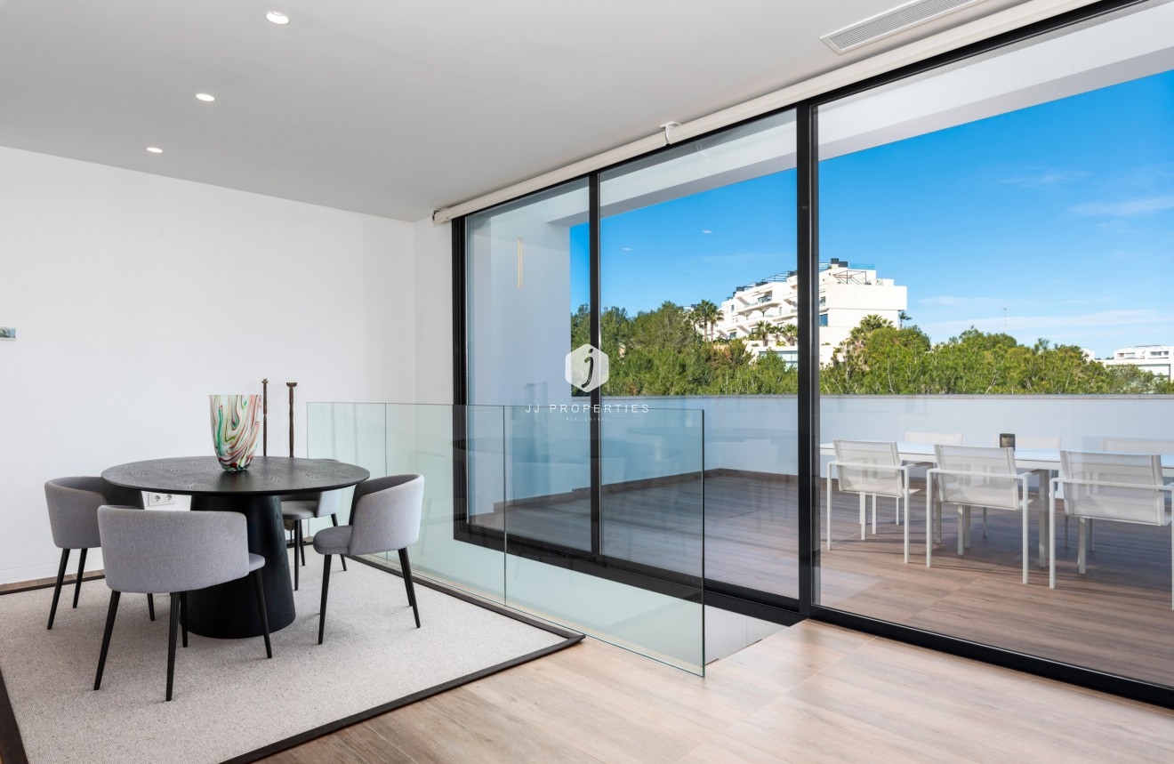 Tweedehands - Villa -
Dehesa de Campoamor - Costa Blanca