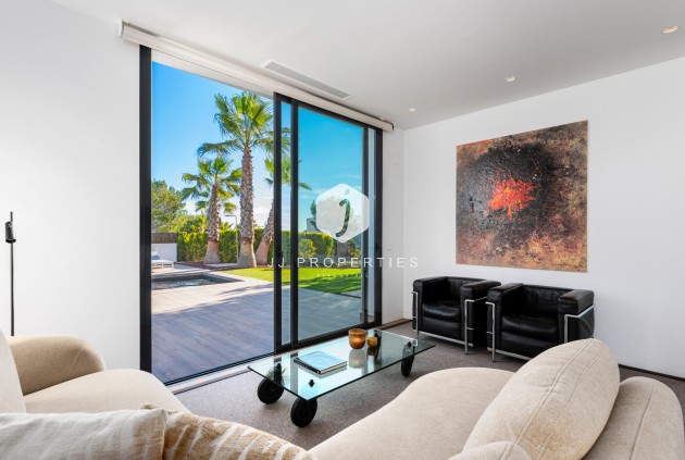 Tweedehands - Villa -
Dehesa de Campoamor - Costa Blanca