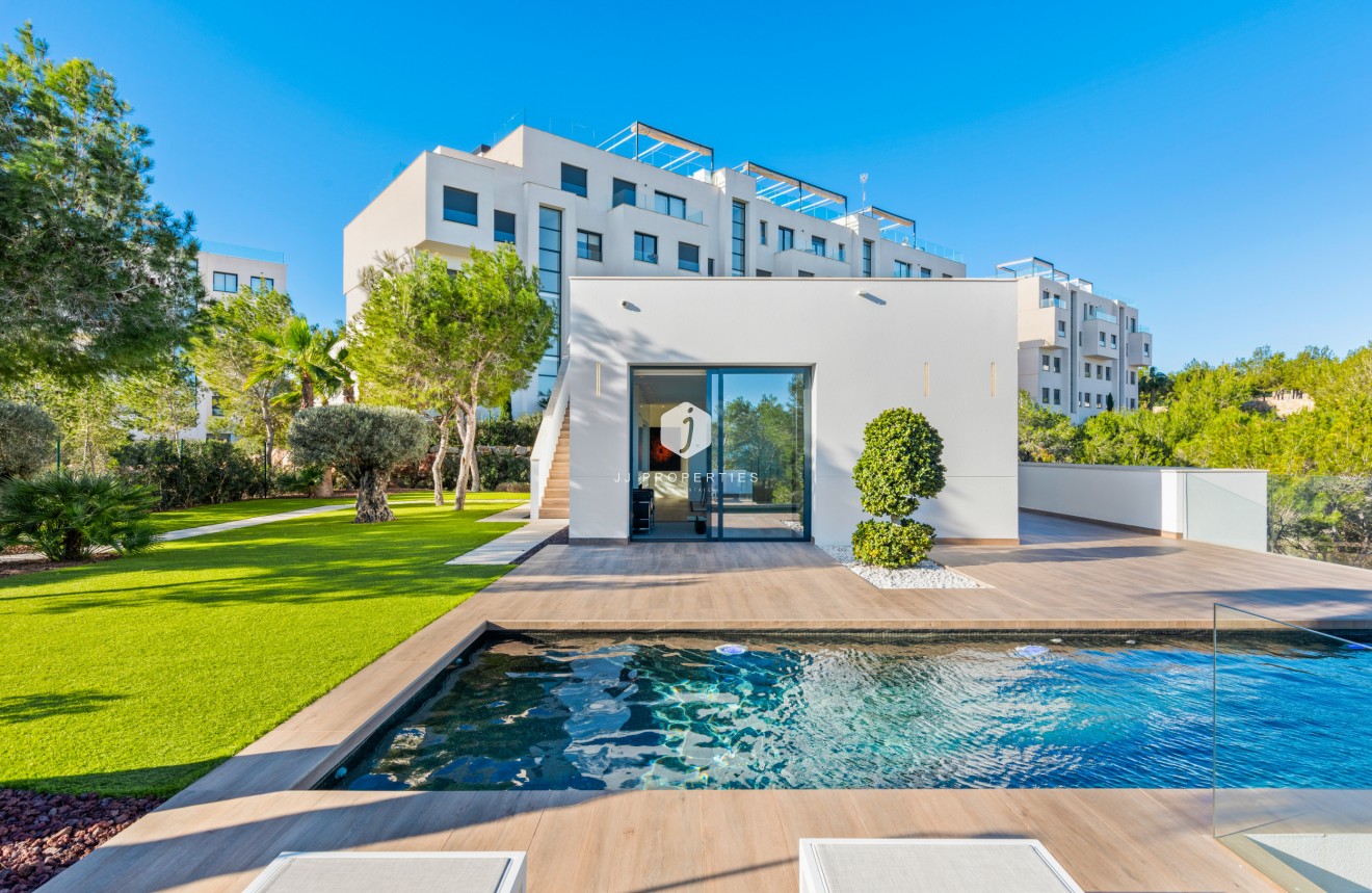 Tweedehands - Villa -
Dehesa de Campoamor - Costa Blanca