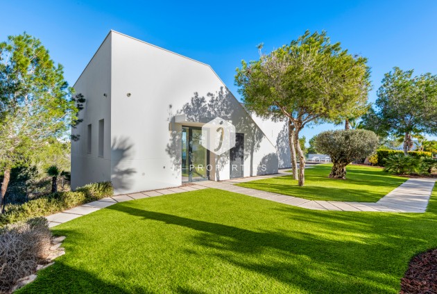 Tweedehands - Villa -
Dehesa de Campoamor - Costa Blanca