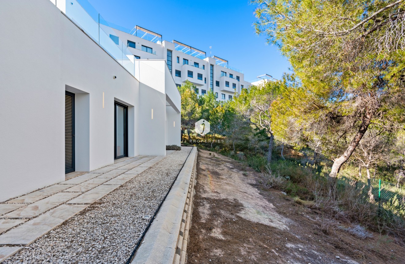 Tweedehands - Villa -
Dehesa de Campoamor - Costa Blanca