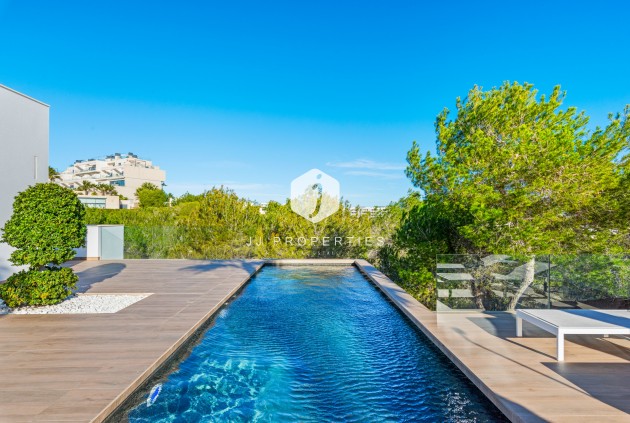 Tweedehands - Villa -
Dehesa de Campoamor - Costa Blanca