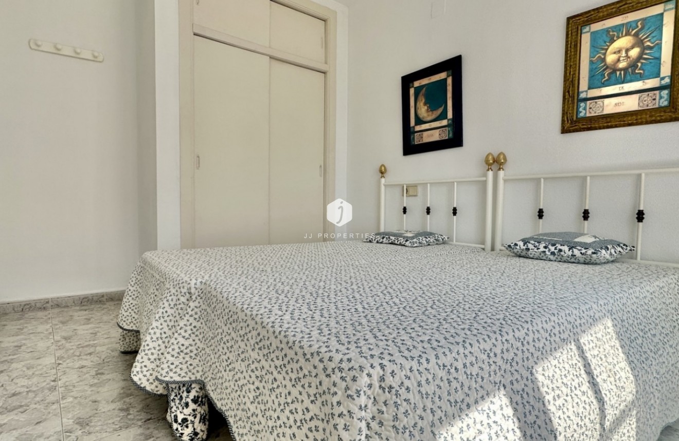 Tweedehands - Appartement / flat -
Orihuela Costa - Costa Blanca