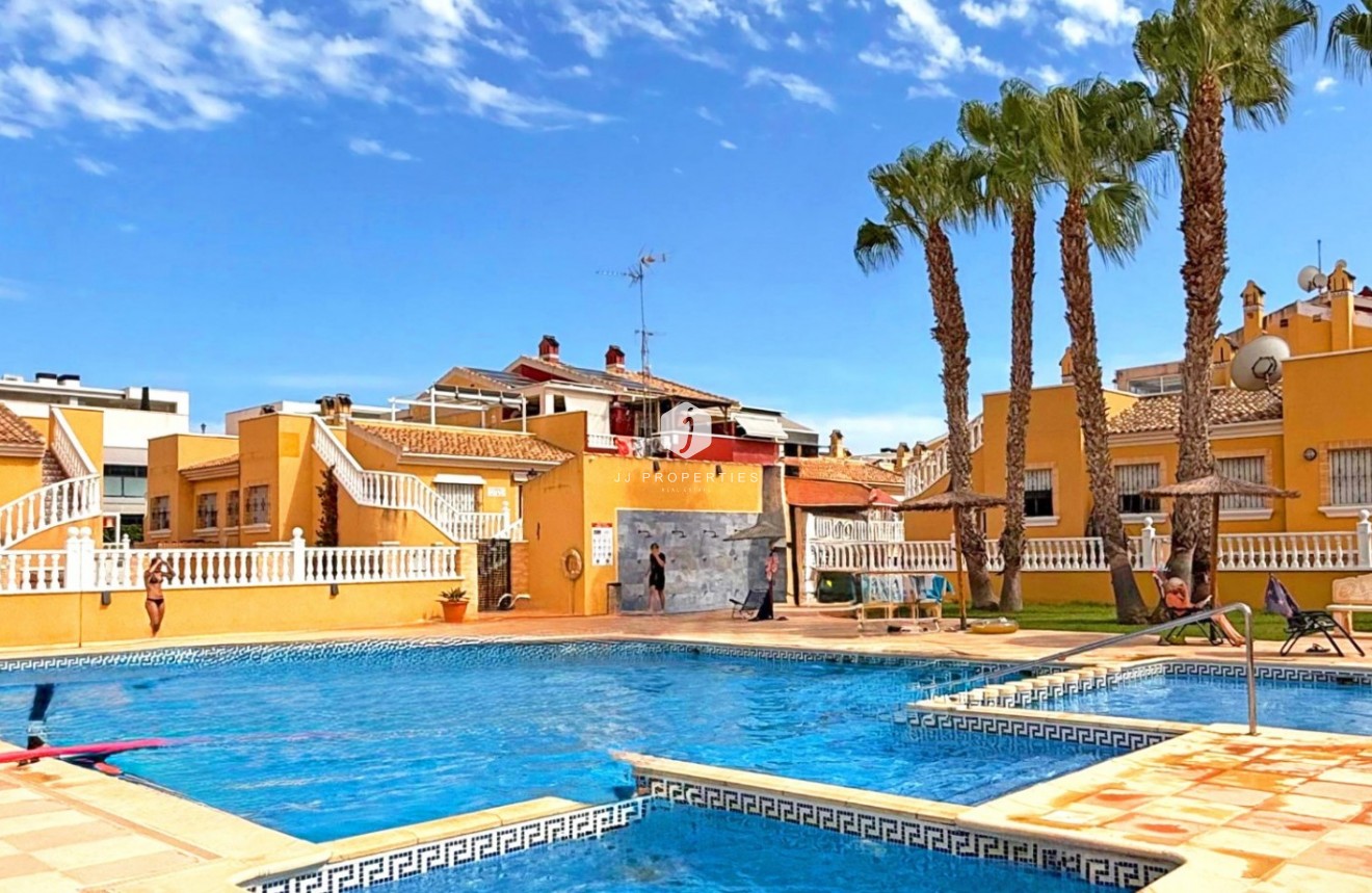 Tweedehands - Chalet -
Torrevieja - Costa Blanca