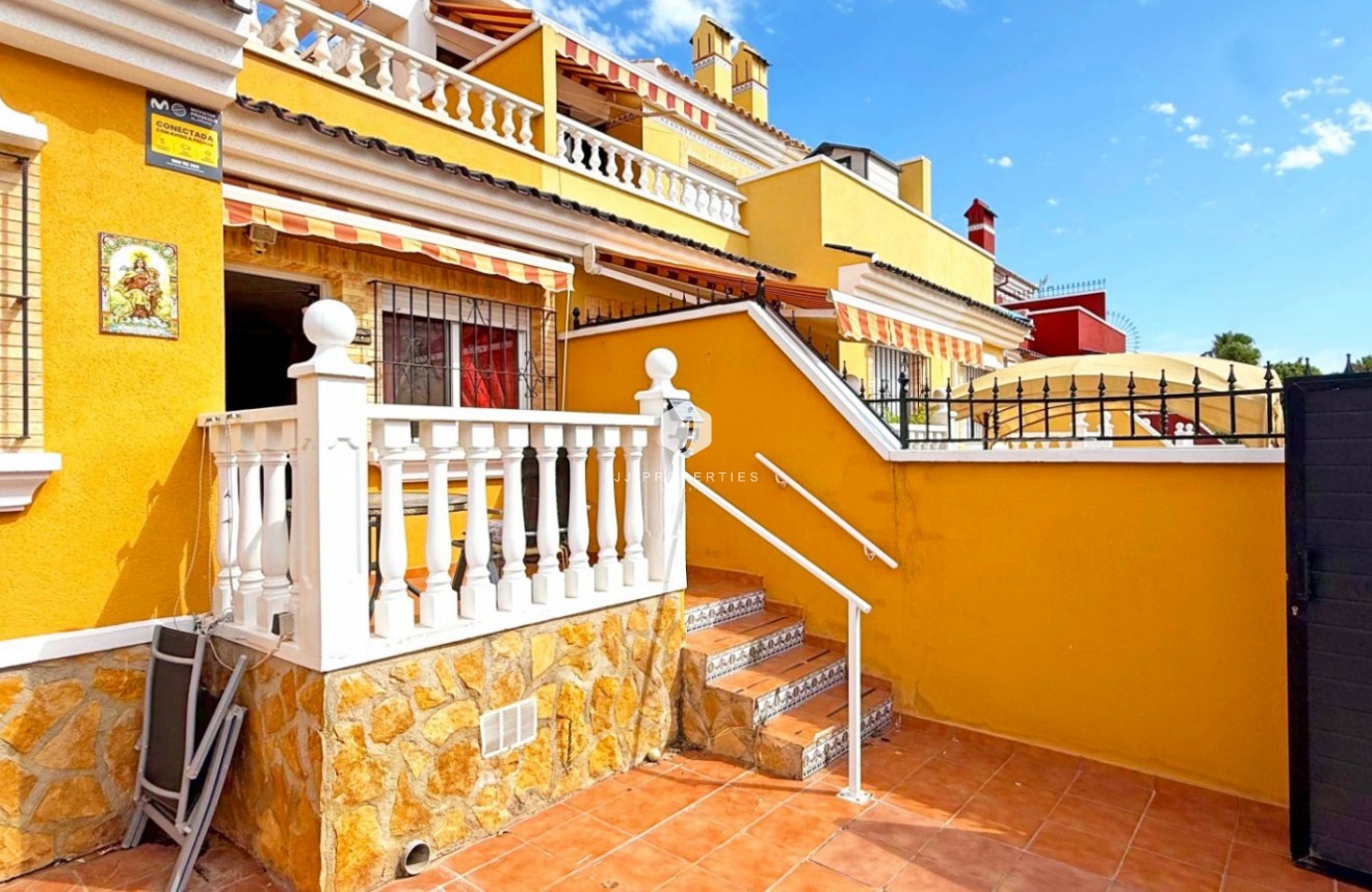 Tweedehands - Chalet -
Torrevieja - Costa Blanca