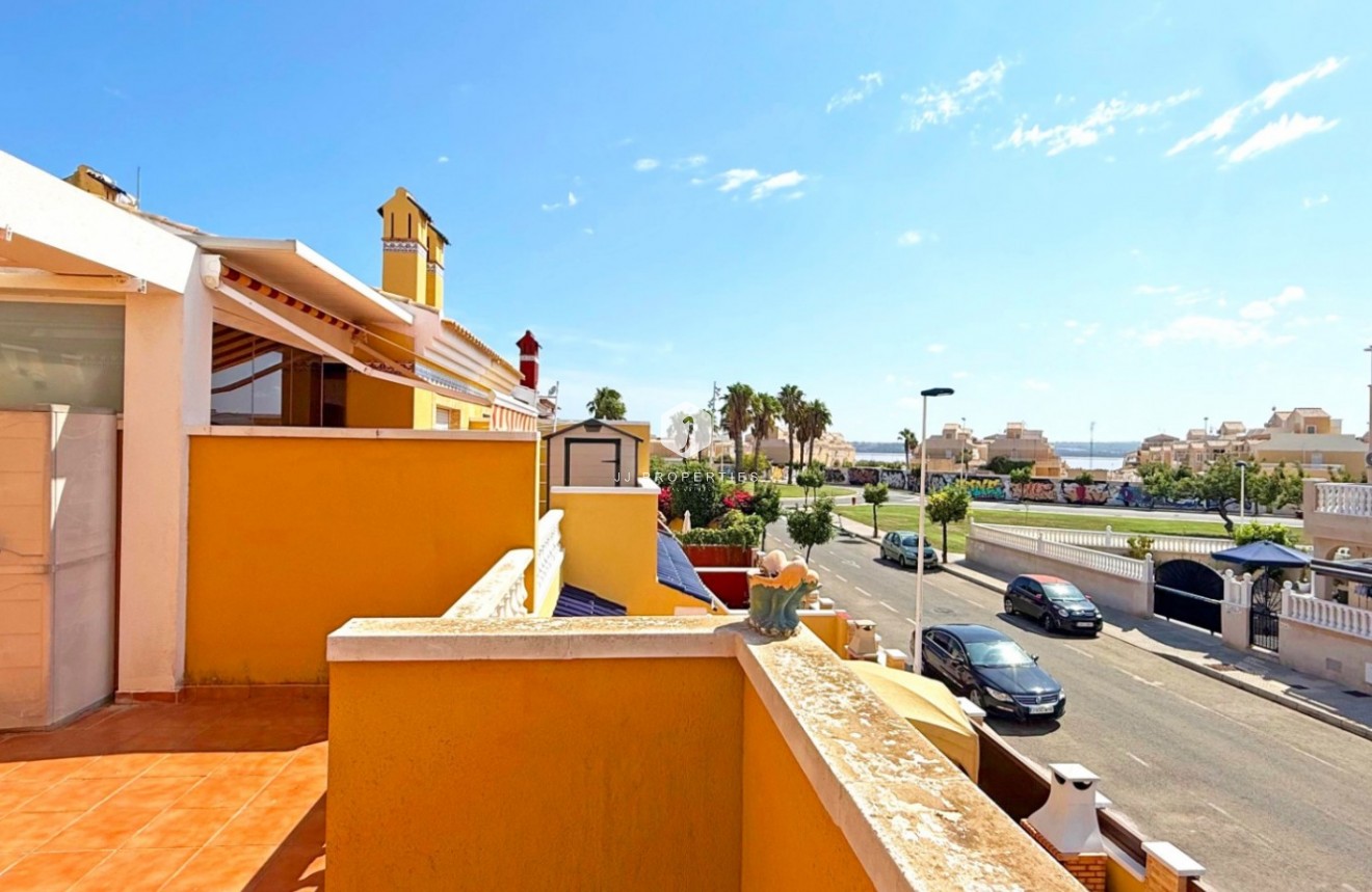 Tweedehands - Chalet -
Torrevieja - Costa Blanca