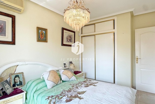 Tweedehands - Chalet -
Torrevieja - Costa Blanca