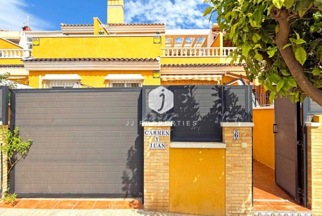 Tweedehands - Chalet -
Torrevieja - Costa Blanca