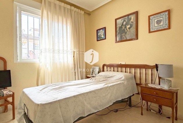 Tweedehands - Chalet -
Torrevieja - Costa Blanca