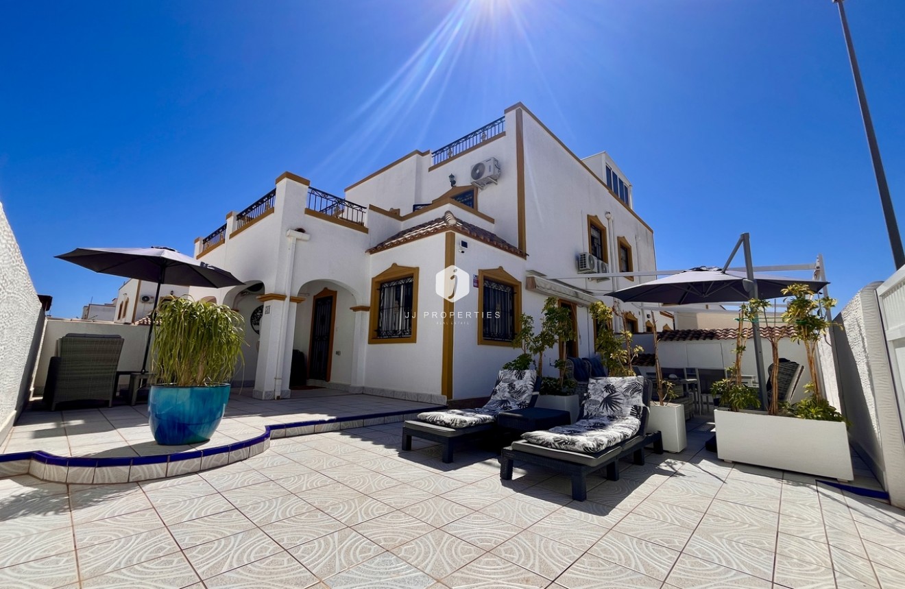 Tweedehands - Chalet -
San Miguel / Vistabella Golf - Inland