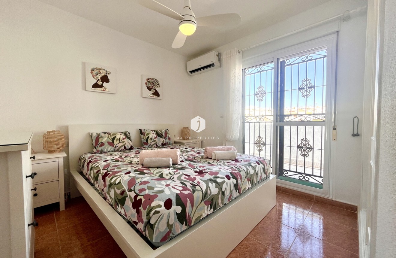 Tweedehands - Chalet -
San Miguel / Vistabella Golf - Inland