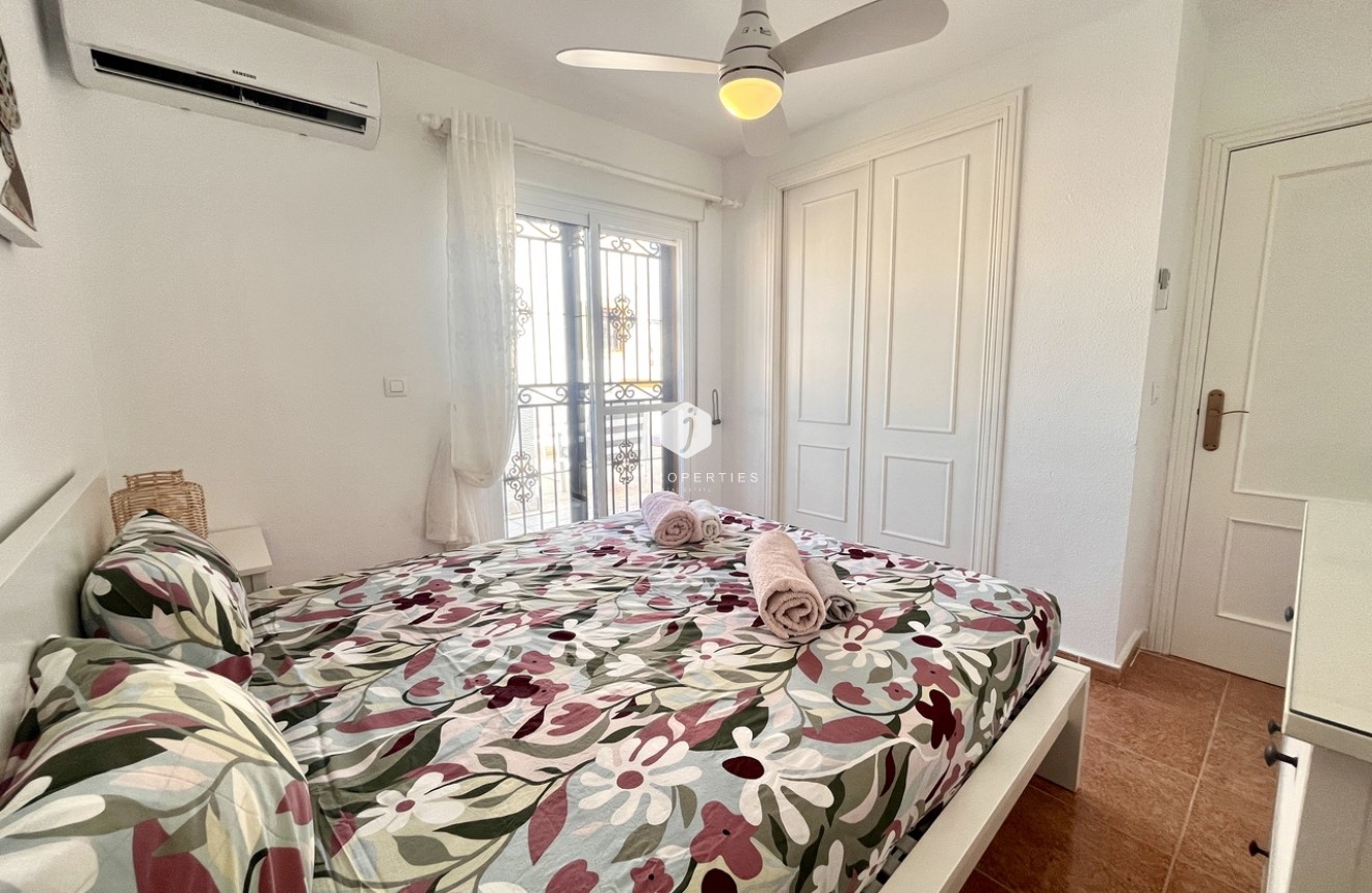 Tweedehands - Chalet -
San Miguel / Vistabella Golf - Inland