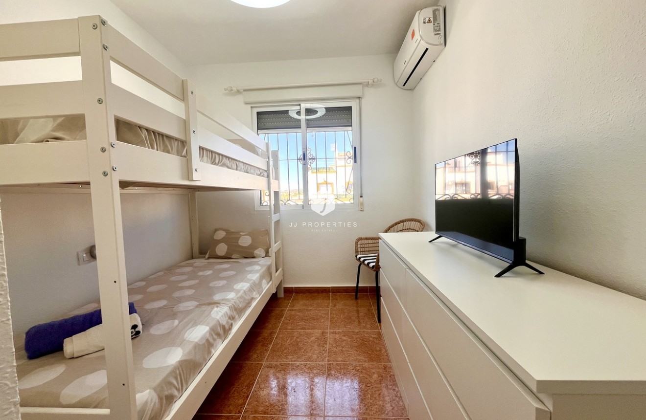 Tweedehands - Chalet -
San Miguel / Vistabella Golf - Inland