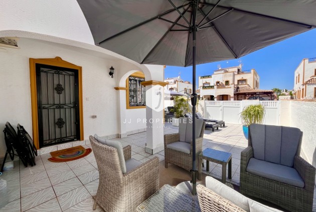 Tweedehands - Chalet -
San Miguel / Vistabella Golf - Inland