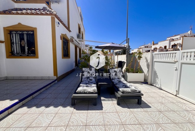 Tweedehands - Chalet -
San Miguel / Vistabella Golf - Inland