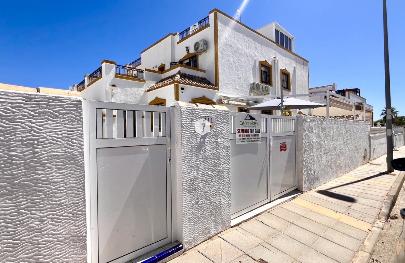 Tweedehands - Chalet -
San Miguel / Vistabella Golf - Inland