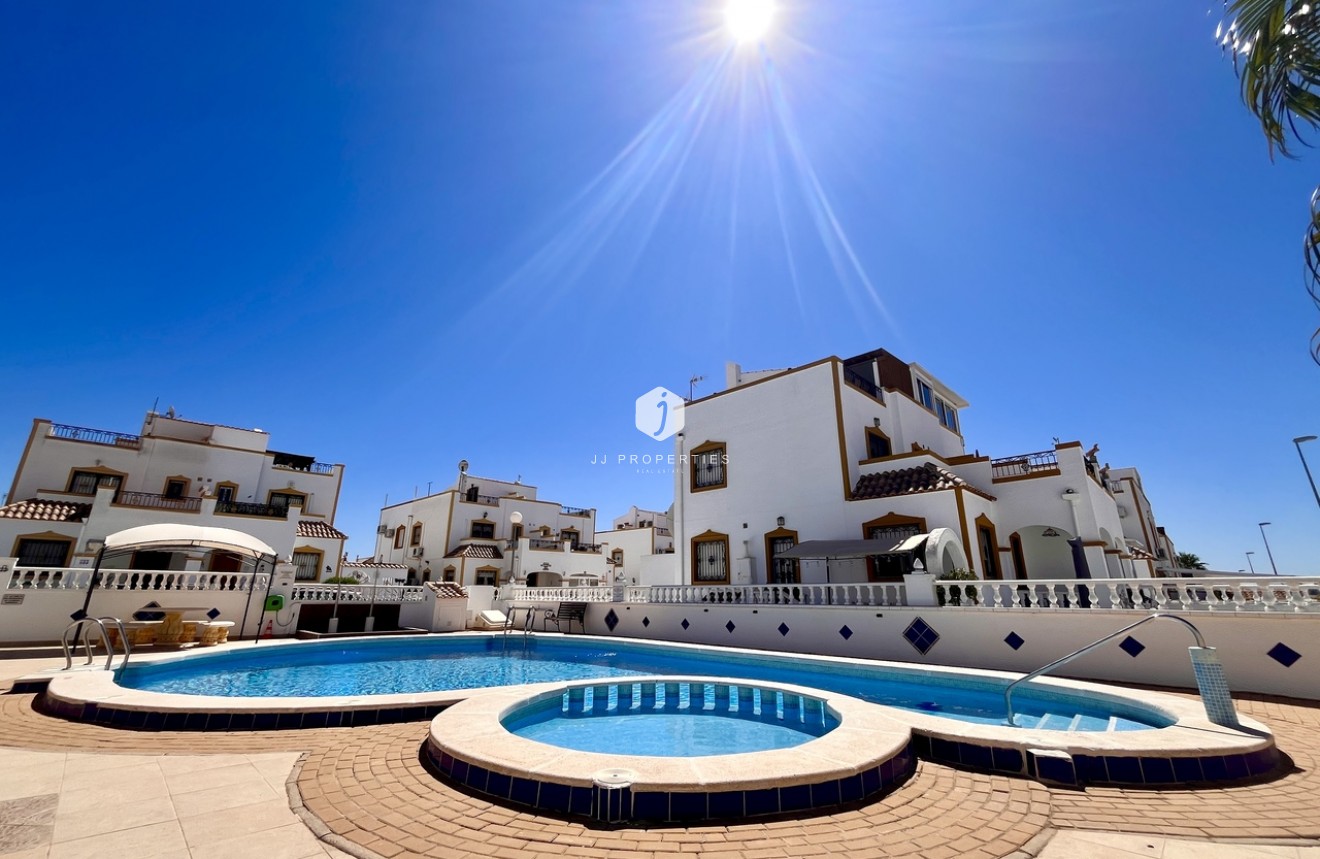 Tweedehands - Chalet -
San Miguel / Vistabella Golf - Inland