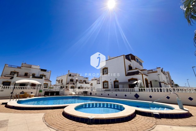 Tweedehands - Chalet -
San Miguel / Vistabella Golf - Inland