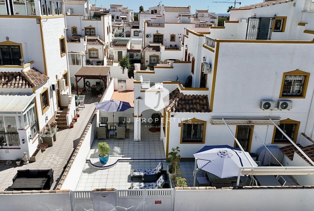 Tweedehands - Chalet -
San Miguel / Vistabella Golf - Inland