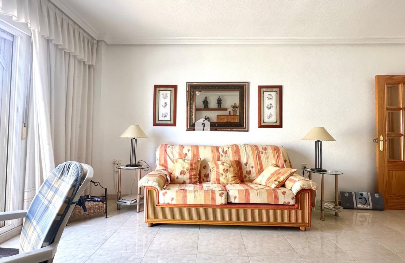 Tweedehands - Penthouse -
Torrevieja - Centro