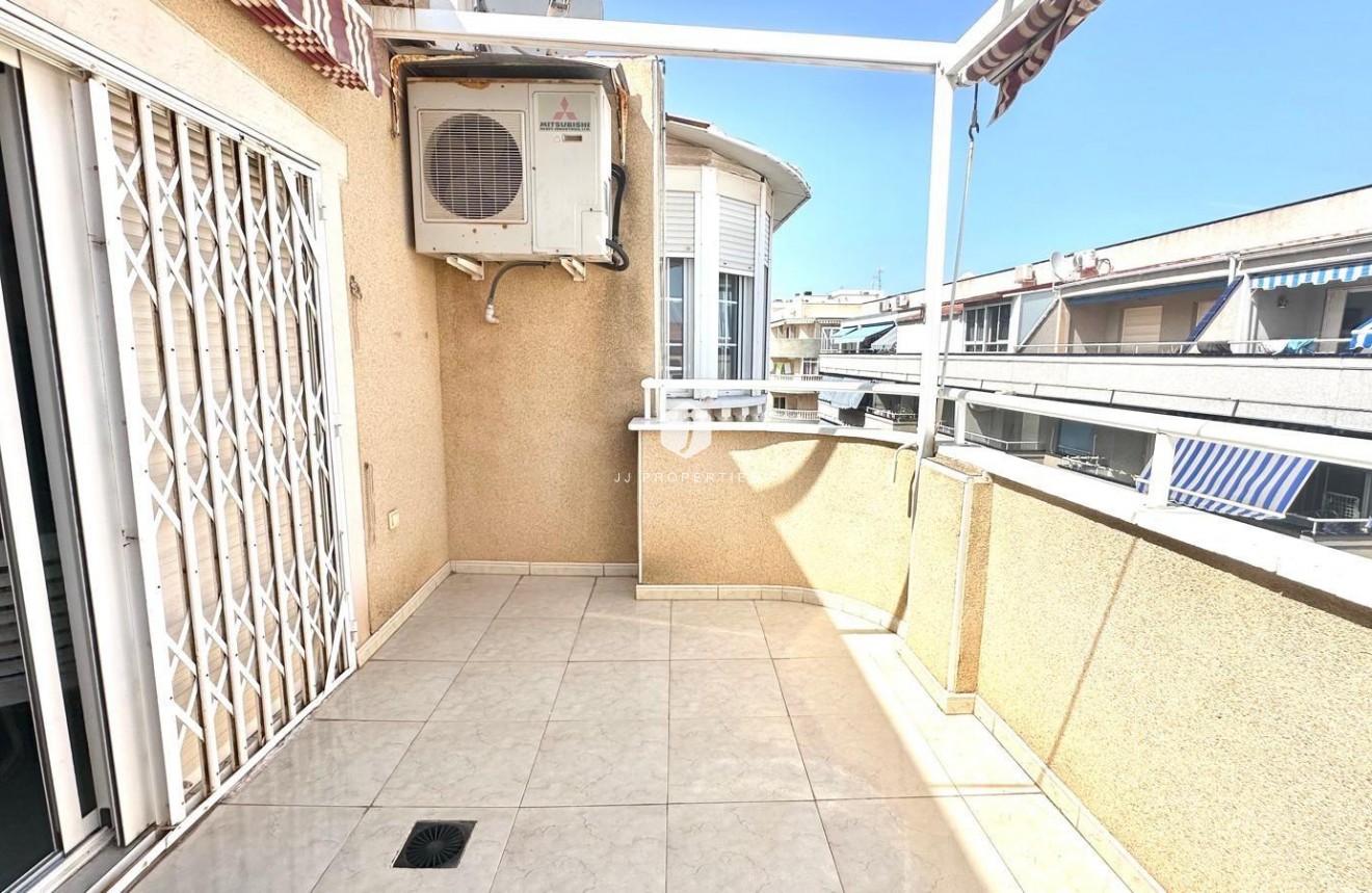 Tweedehands - Penthouse -
Torrevieja - Centro