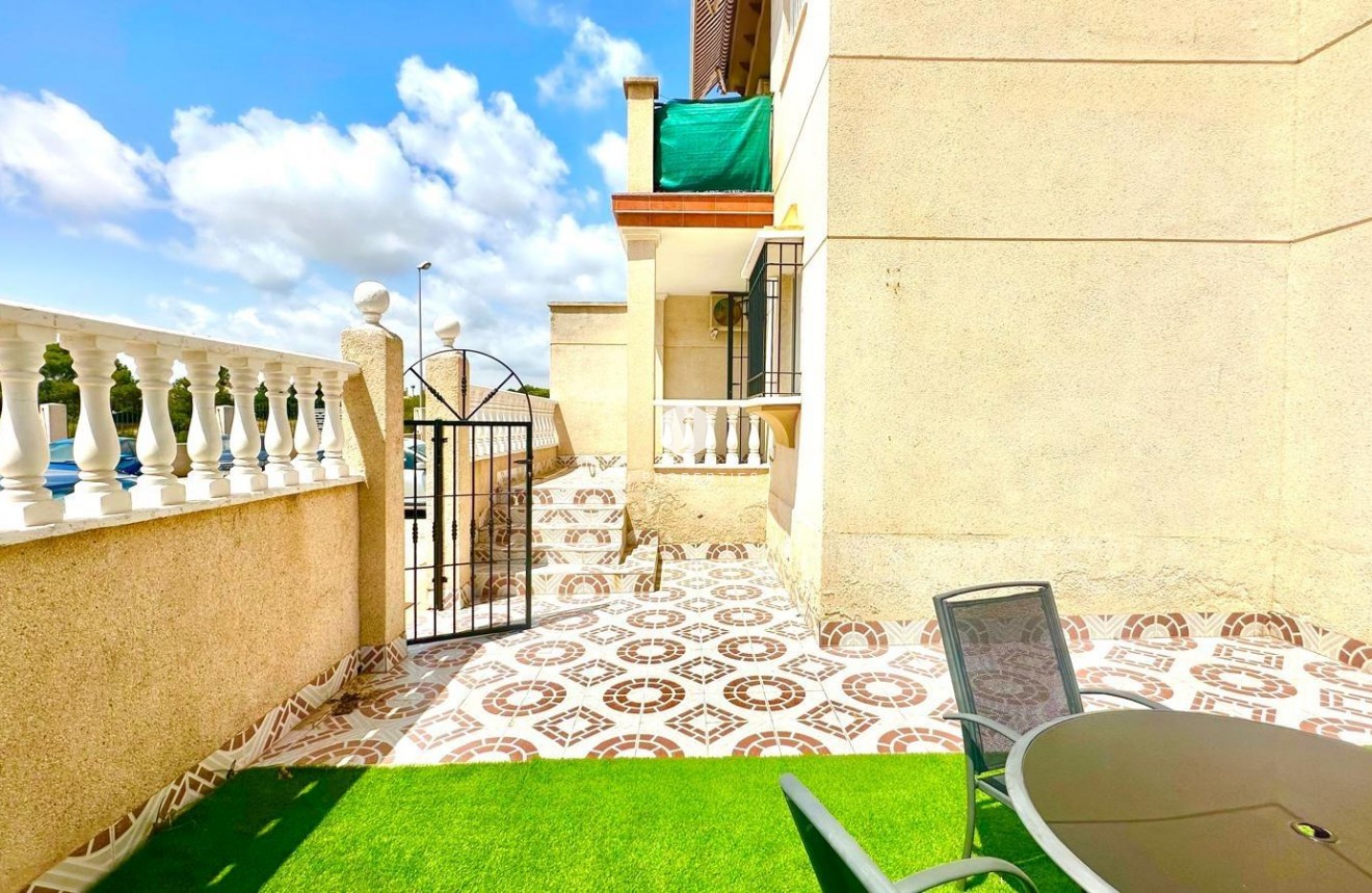 Resale - Apartment / flat -
Orihuela Costa - Playa Flamenca