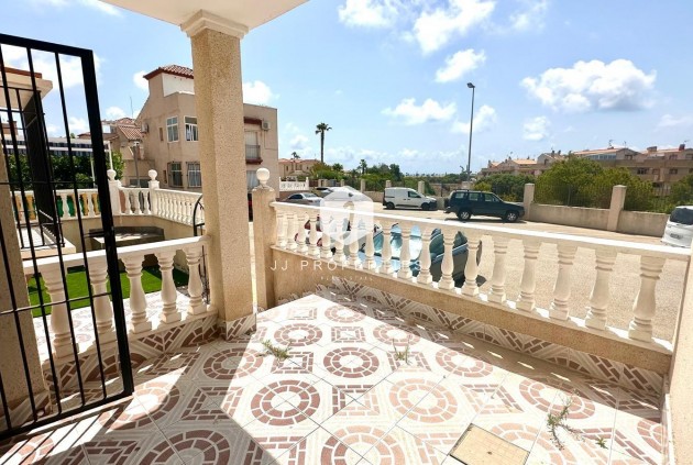 Resale - Apartment / flat -
Orihuela Costa - Playa Flamenca