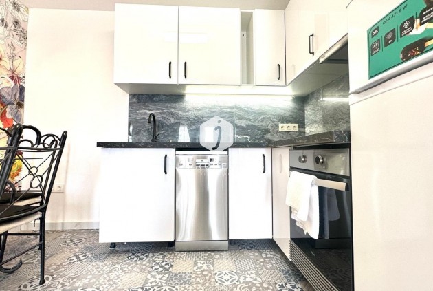 Resale - Apartment / flat -
Orihuela Costa - Playa Flamenca