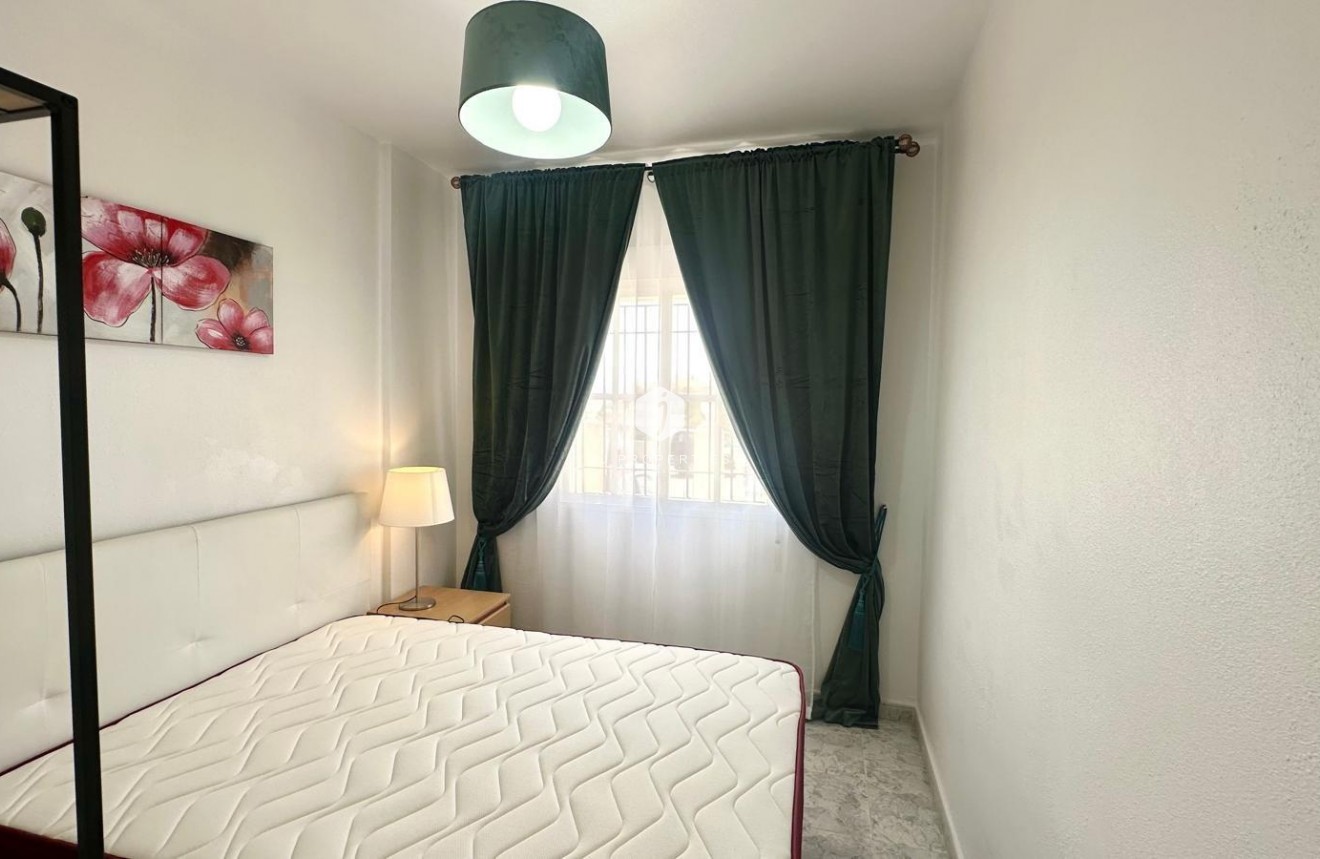 Resale - Apartment / flat -
Orihuela Costa - Playa Flamenca