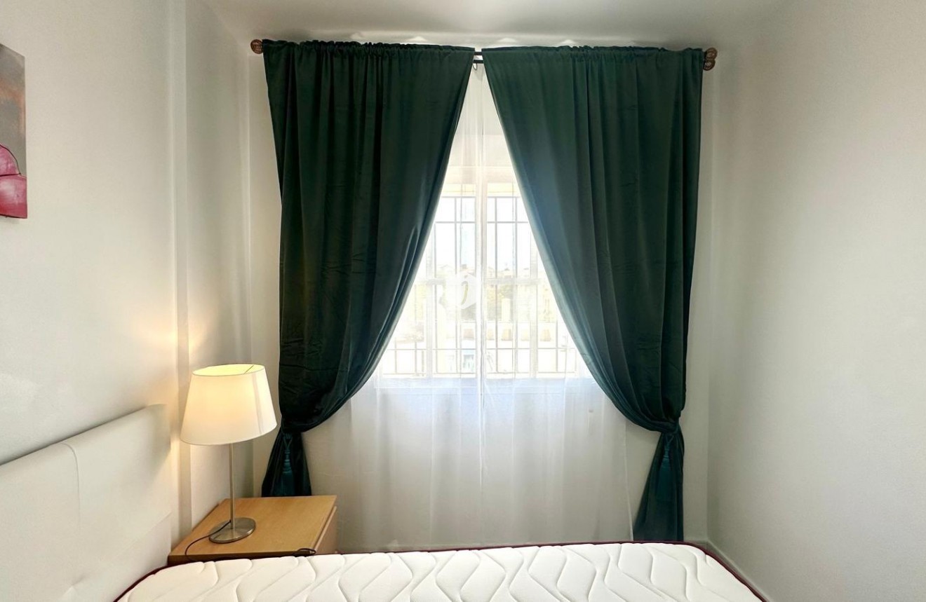 Resale - Apartment / flat -
Orihuela Costa - Playa Flamenca