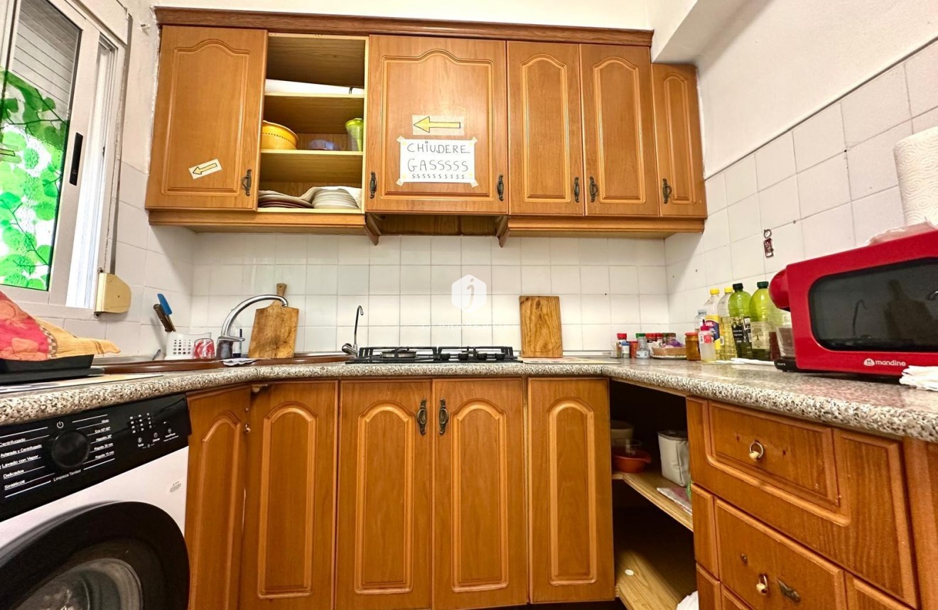 Tweedehands - Appartement / flat -
Torrevieja - Estacion de autobuses