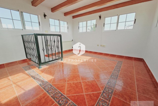 Tweedehands - Villa -
Torrevieja - La Siesta - El Salado - Torreta