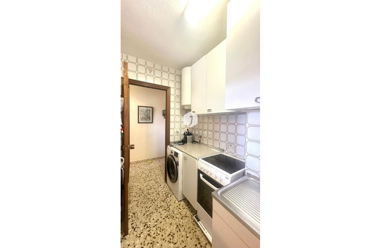 Tweedehands - Appartement / flat -
Torrevieja - Punta prima
