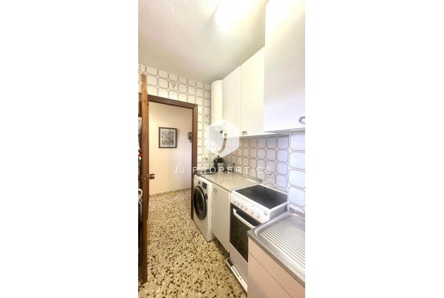 Tweedehands - Appartement / flat -
Torrevieja - Punta prima