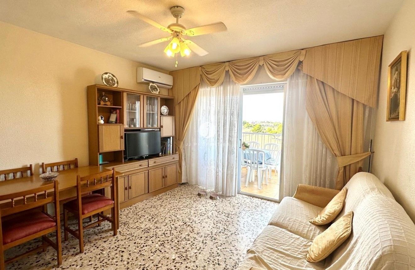 Tweedehands - Appartement / flat -
Torrevieja - Punta prima