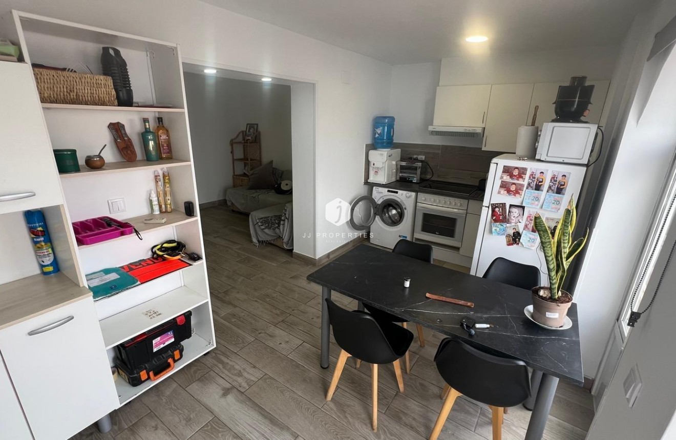 Tweedehands - Bungalow -
Torrevieja - La Siesta - El Salado - Torreta