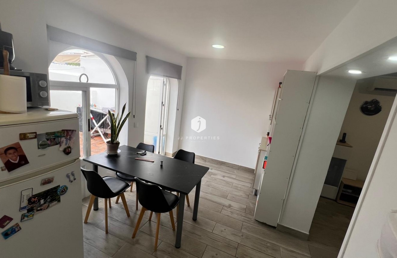 Tweedehands - Bungalow -
Torrevieja - La Siesta - El Salado - Torreta