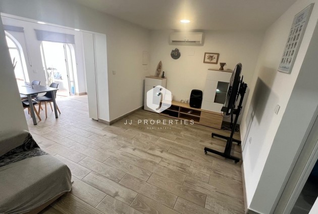 Tweedehands - Bungalow -
Torrevieja - La Siesta - El Salado - Torreta