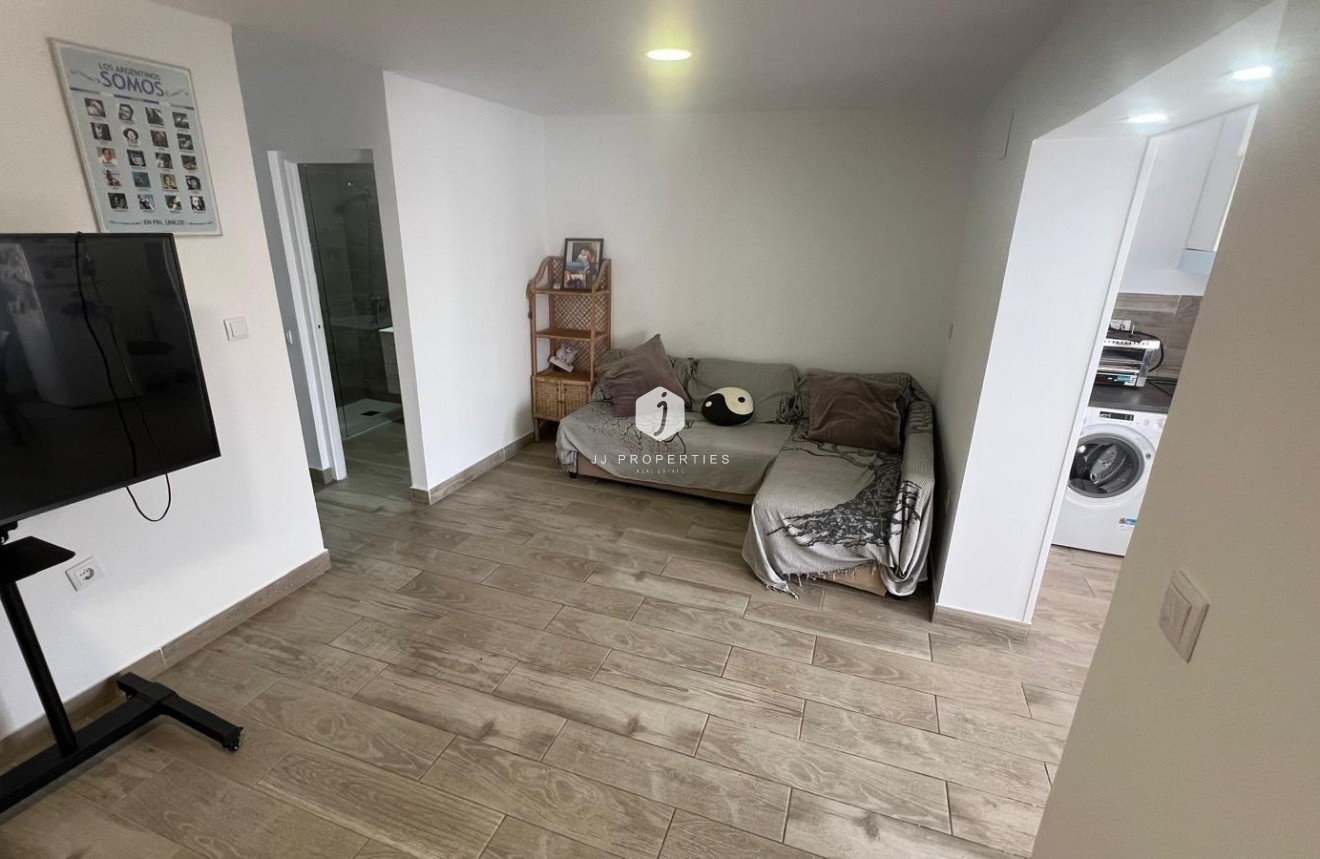 Tweedehands - Bungalow -
Torrevieja - La Siesta - El Salado - Torreta