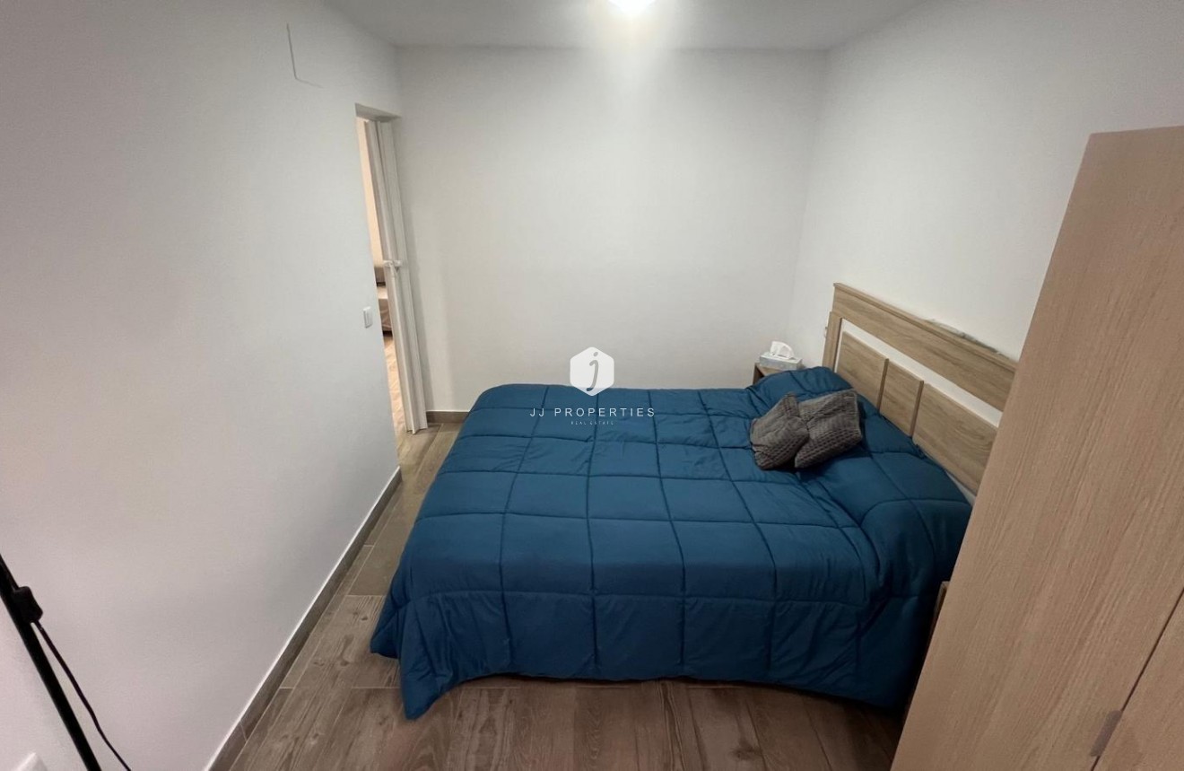 Tweedehands - Bungalow -
Torrevieja - La Siesta - El Salado - Torreta