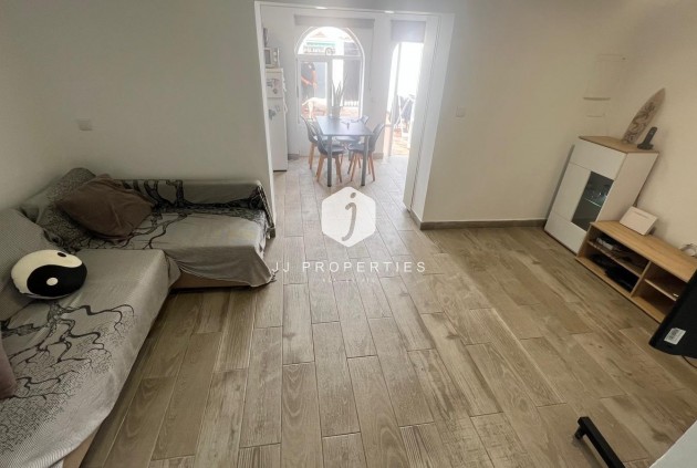 Tweedehands - Bungalow -
Torrevieja - La Siesta - El Salado - Torreta