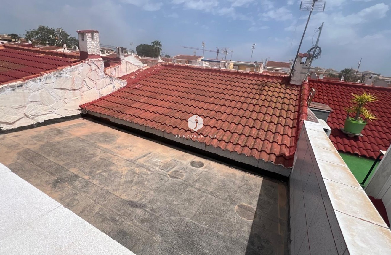 Tweedehands - Bungalow -
Torrevieja - La Siesta - El Salado - Torreta