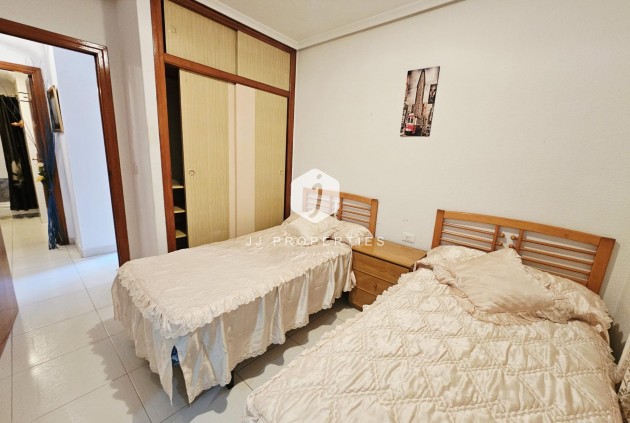 Tweedehands - Appartement / flat -
Guardamar del Segura - Pueblo