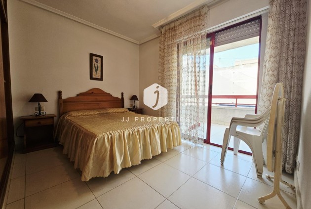 Tweedehands - Appartement / flat -
Guardamar del Segura - Pueblo