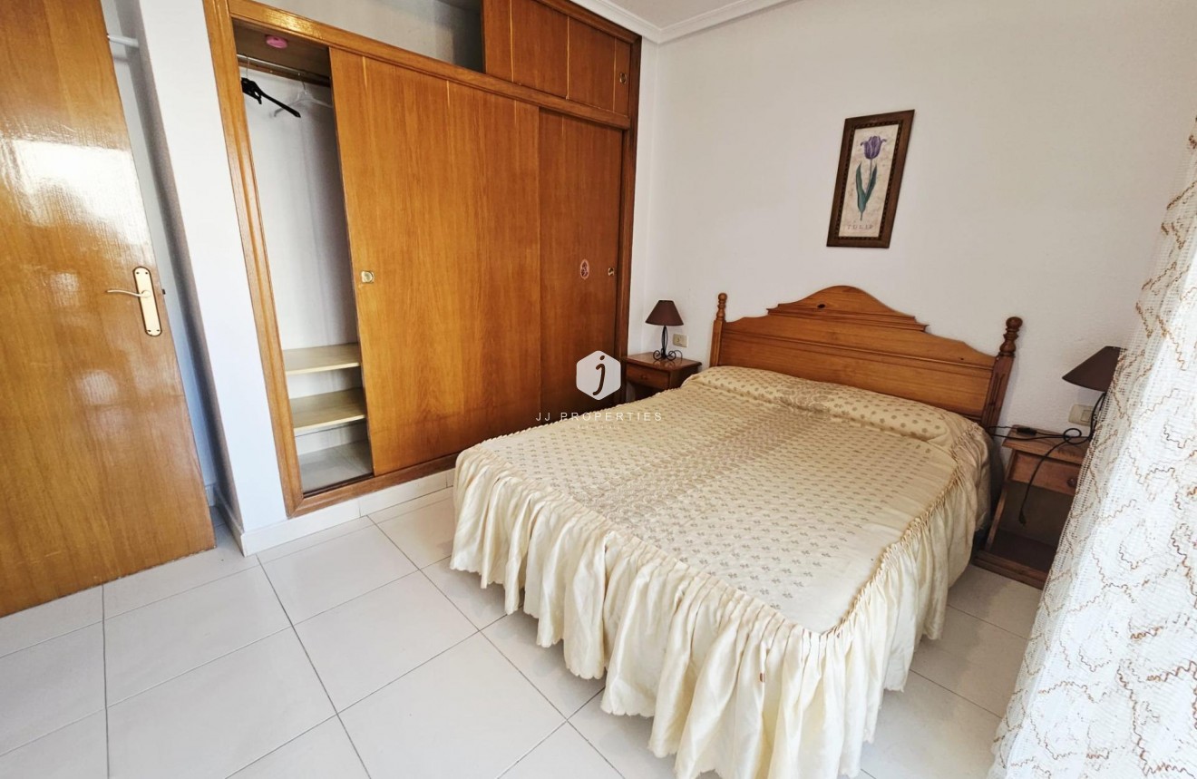 Tweedehands - Appartement / flat -
Guardamar del Segura - Pueblo