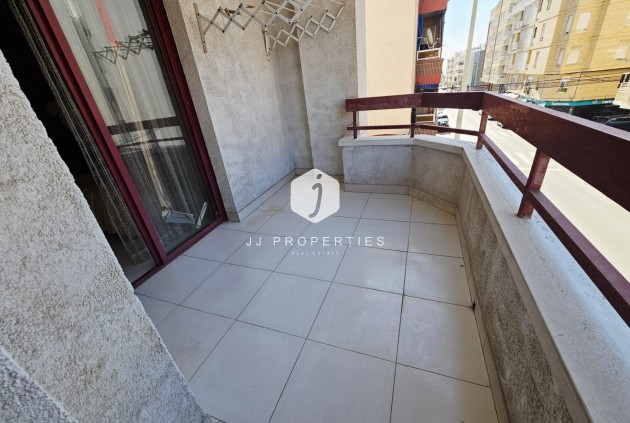 Tweedehands - Appartement / flat -
Guardamar del Segura - Pueblo