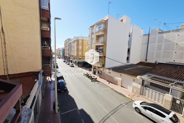 Tweedehands - Appartement / flat -
Guardamar del Segura - Pueblo