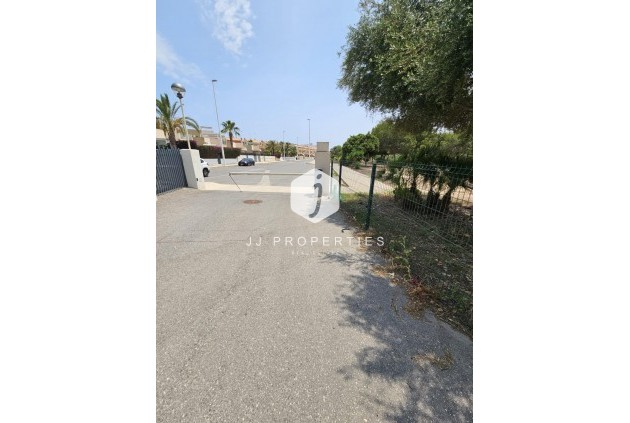 Tweedehands - Villa -
Orihuela Costa - La Regia